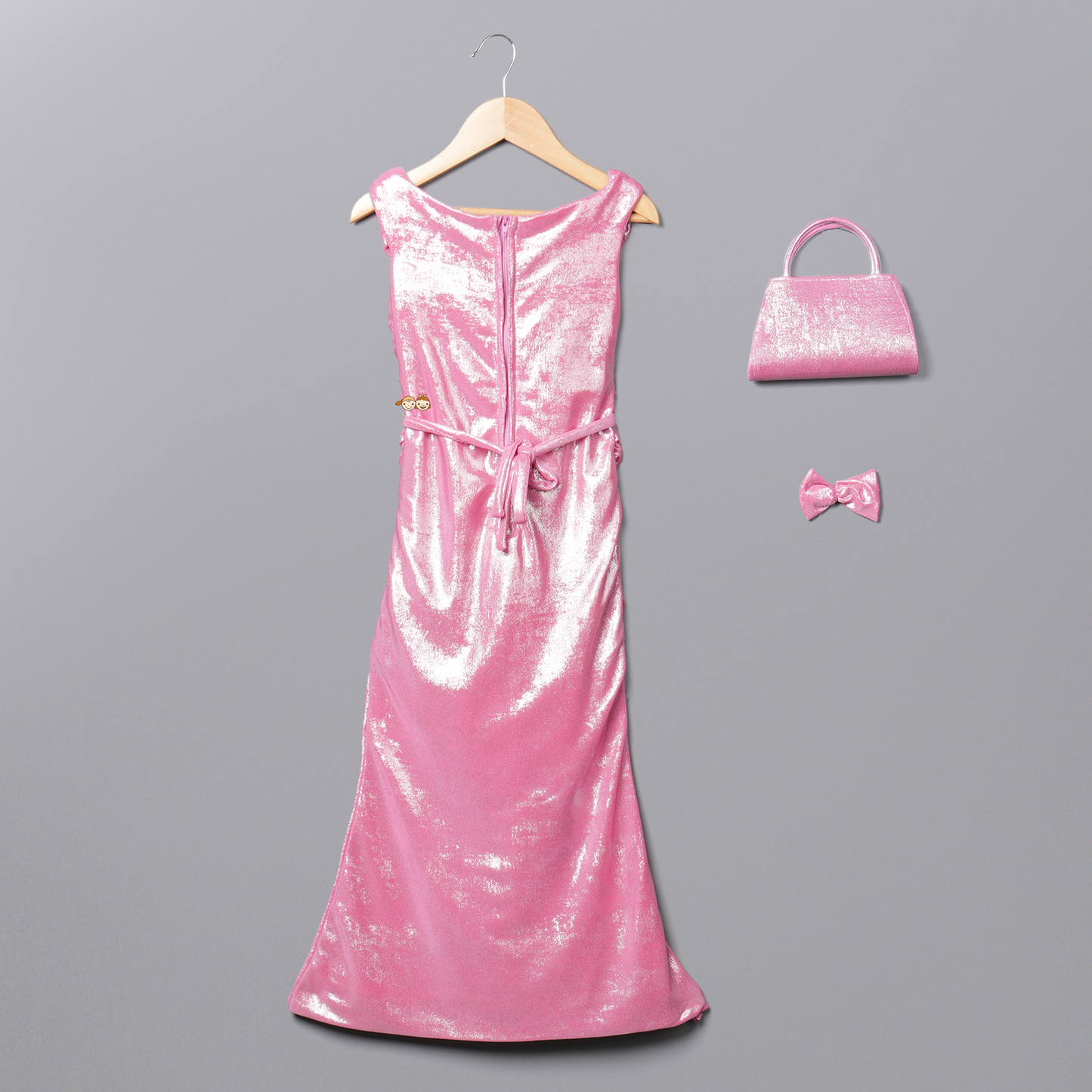 Western Gown boatneck front cut 25049 Pink