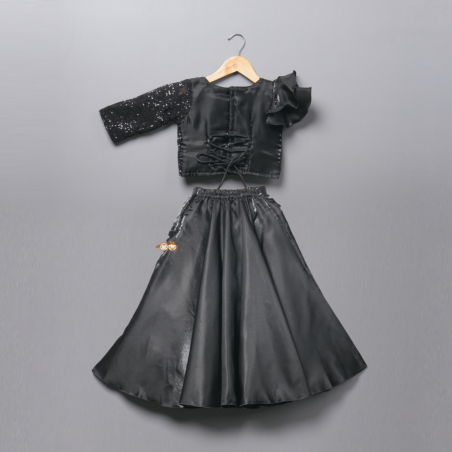 Lehenga one side sleeve  995 Black